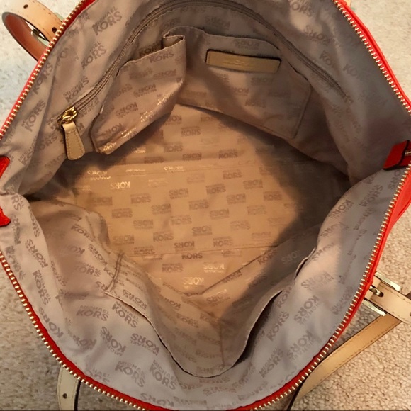 Michael Kors - Jet Set - Picture 2 of 6